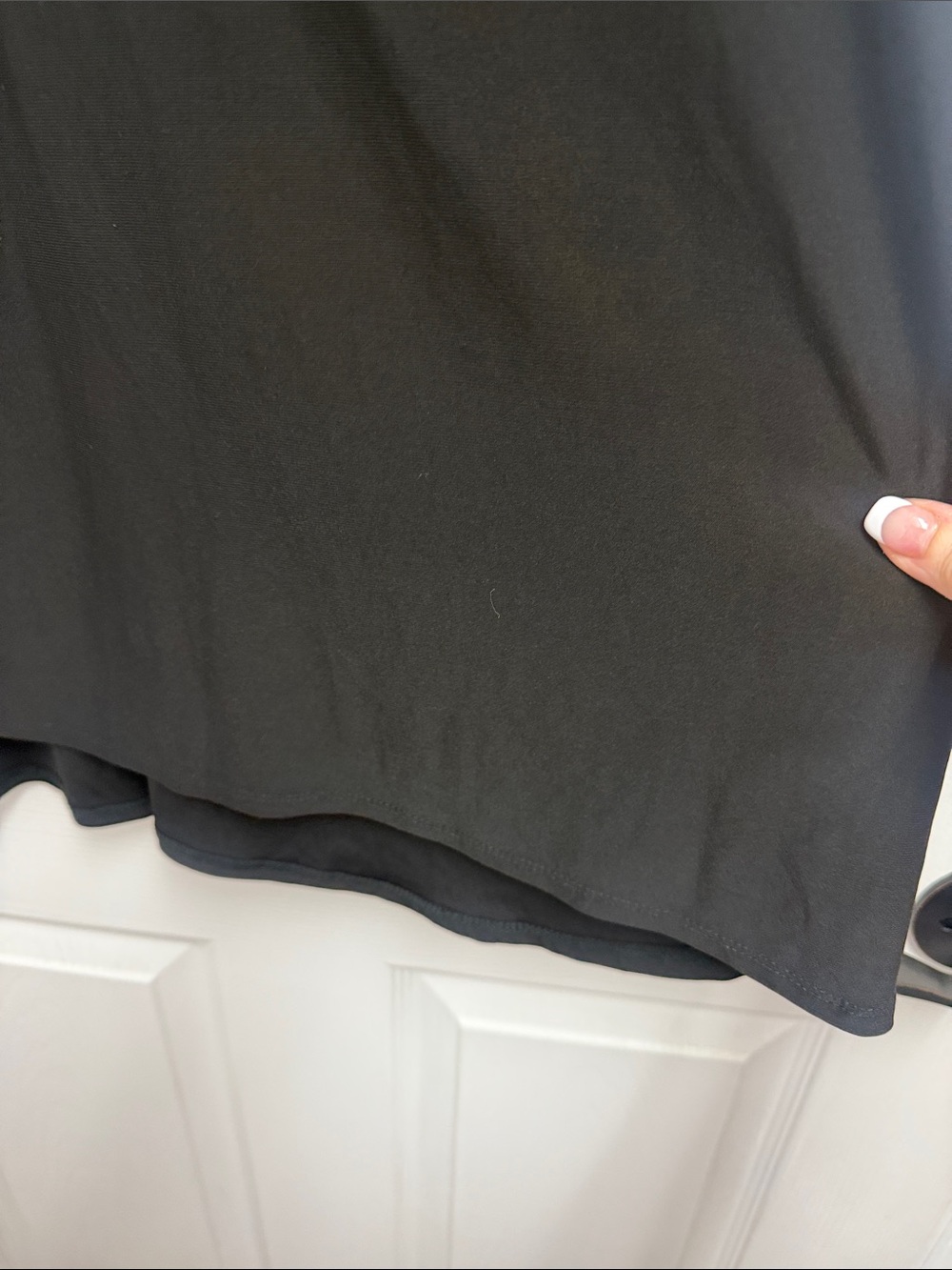 AUW Black top with Silver Accent never worn no tag. XL - Picture 3 of 5